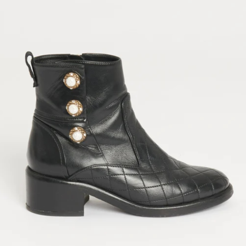 CHANEL 2017 LEATHER CRYSTAL EMBELLISHED QUILTED MOTO BOOTS IT 40.5 / US 10